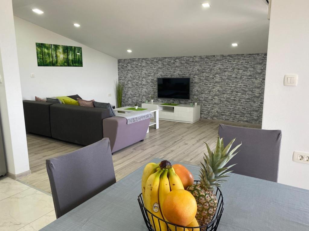Beach Apartment Andela Kastela Exterior photo