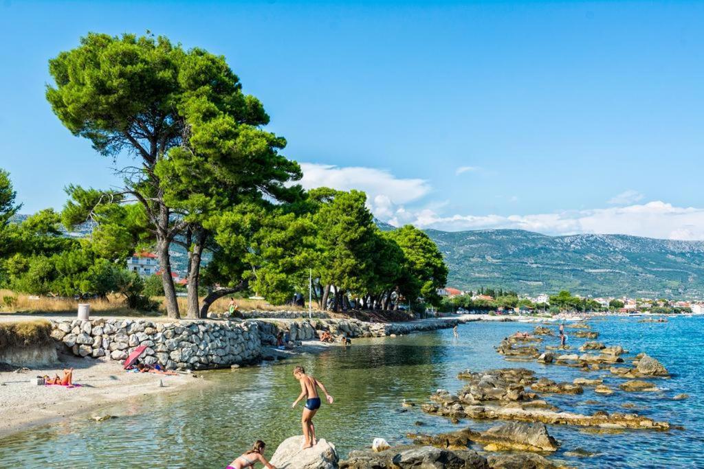 Beach Apartment Andela Kastela Exterior photo